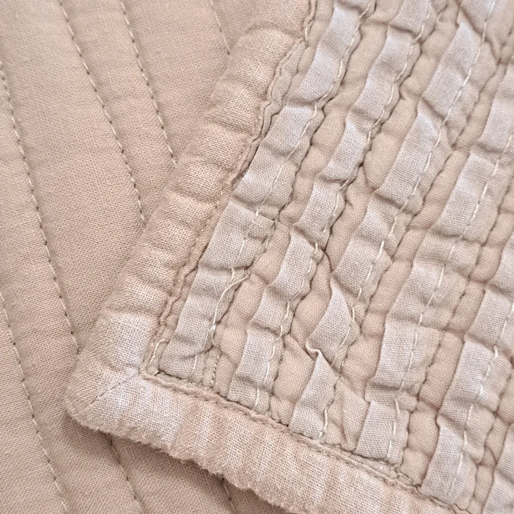 Wamsutta coverlet quilt